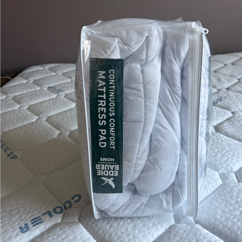 Eddie Bauer White Quilted Continuous Comfort Mattress Pad